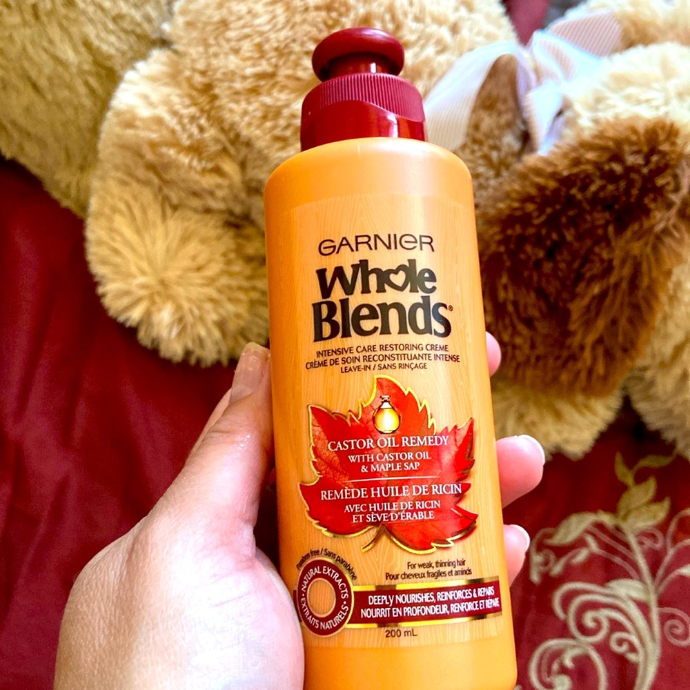 Garnier whole blends castor oil & maple sap hair creme 200ml